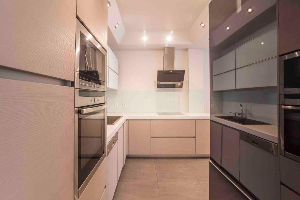 Luxury Living Apartment Aten Exteriör bild